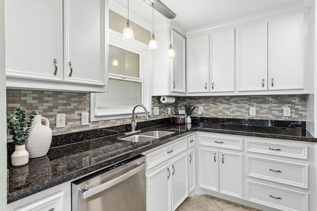 1734 Knightwick Drive, Houston, TX 77008