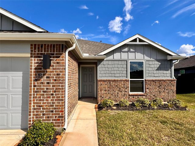 135 County Road 51030, Cleveland, TX 77327