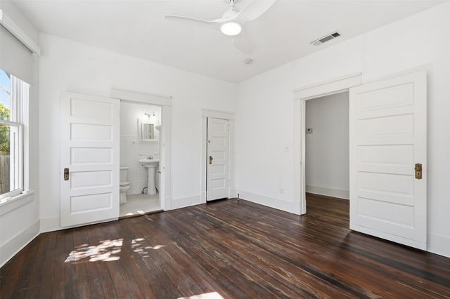 1932 5th Avenue, Fort Worth, TX 76110