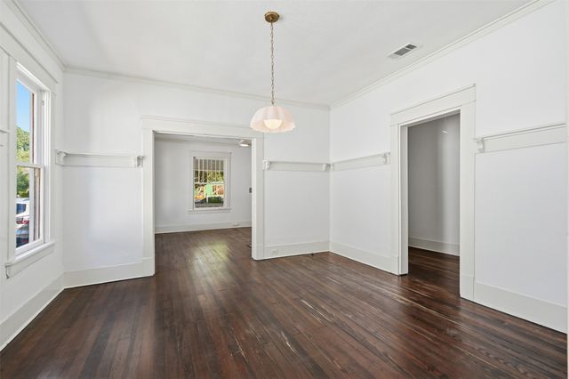 1932 5th Avenue, Fort Worth, TX 76110
