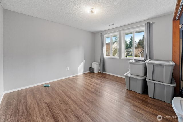 6302 81st Street E, Puyallup, WA 98371