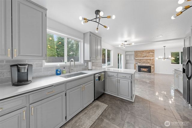 6302 81st Street E, Puyallup, WA 98371