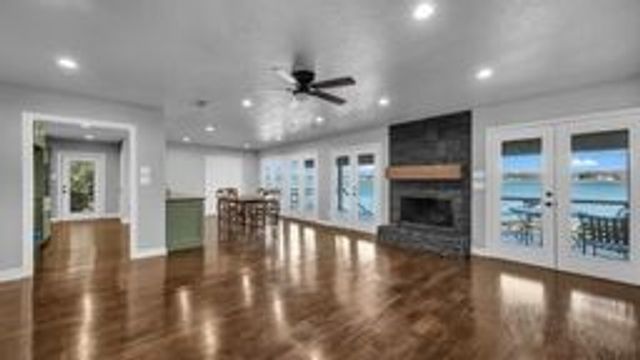 1004 W Lake Drive, Weatherford, TX 76087