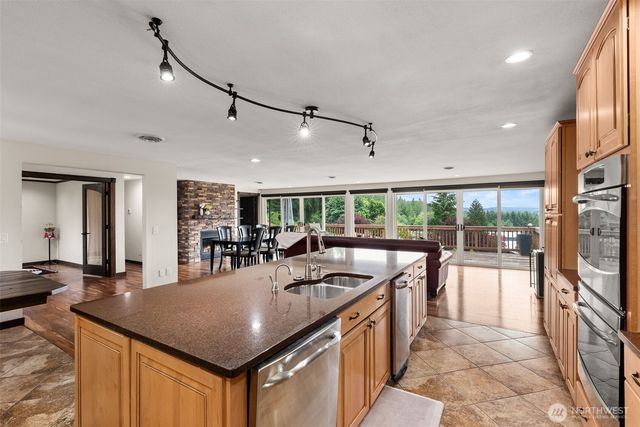 233 Devereese Road, Chehalis, WA 98532
