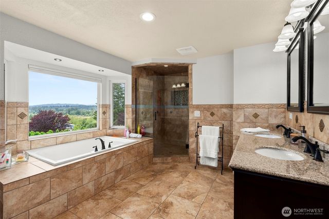 233 Devereese Road, Chehalis, WA 98532