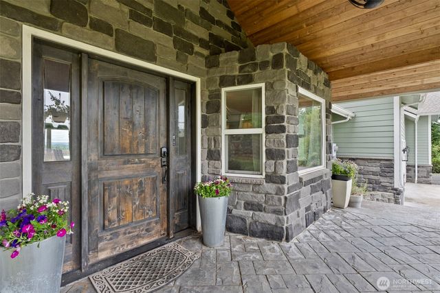 233 Devereese Road, Chehalis, WA 98532
