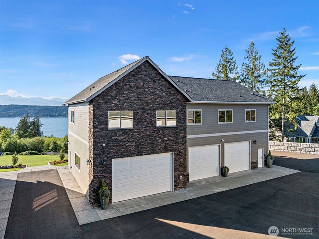 151 E Windy Ridge Lane, Belfair, WA 98528