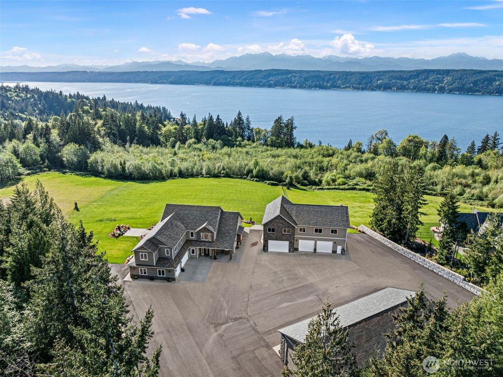 151 E Windy Ridge Lane, Belfair, WA 98528