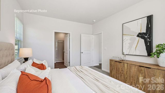 475 Dazzle Loop, Newton, NC 28658