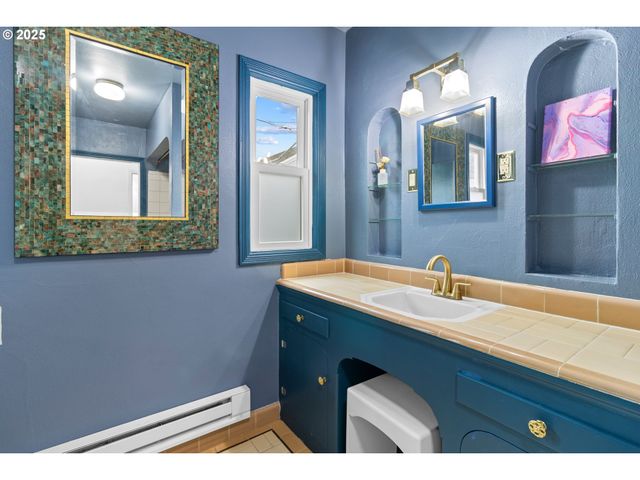 4703 N WILLAMETTE Blvd, Portland, OR 97203