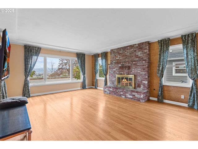 4703 N WILLAMETTE Blvd, Portland, OR 97203