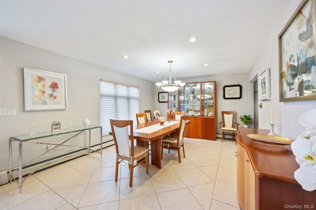 319 Rintin Street, Franklin Square, NY 11010