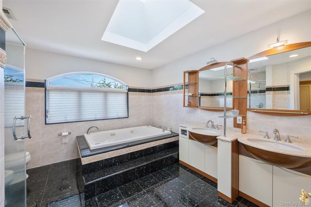 319 Rintin Street, Franklin Square, NY 11010