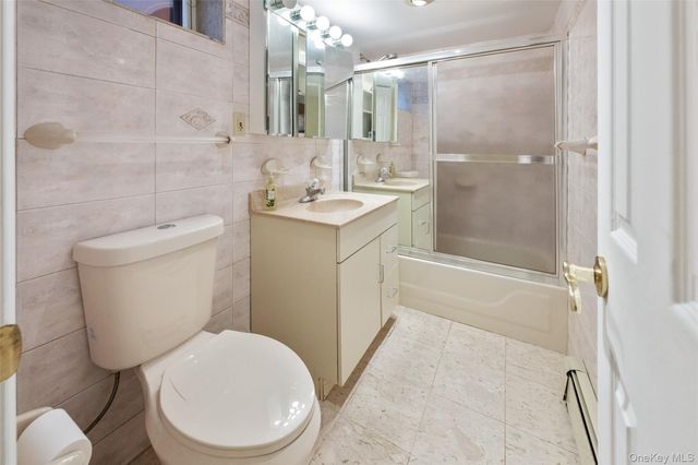 319 Rintin Street, Franklin Square, NY 11010