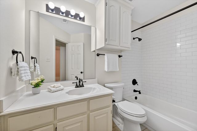 2212 Tiffany Glenn Court, Bedford, TX 76021