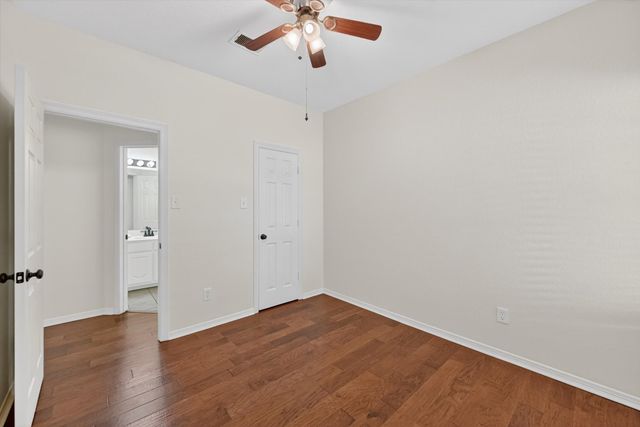 2212 Tiffany Glenn Court, Bedford, TX 76021