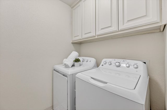 2212 Tiffany Glenn Court, Bedford, TX 76021