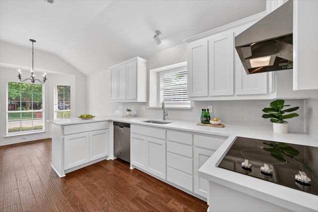2212 Tiffany Glenn Court, Bedford, TX 76021