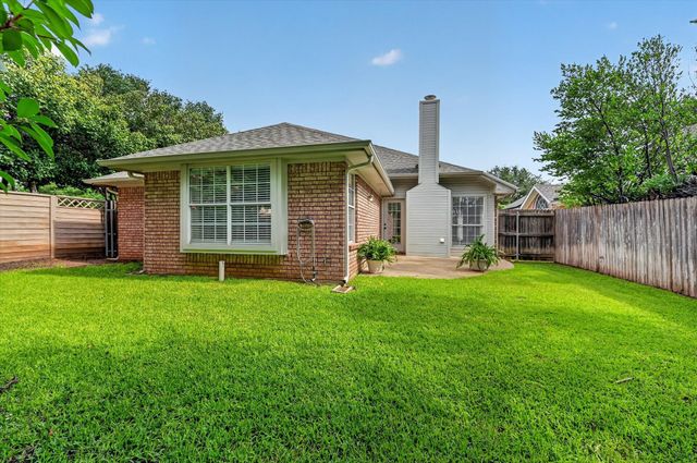 2212 Tiffany Glenn Court, Bedford, TX 76021