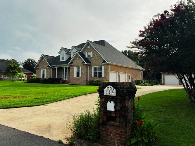 379 Bell Dr, W, Winchester, TN 37398