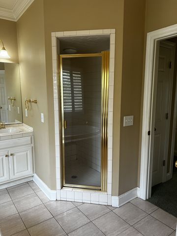 379 Bell Dr, W, Winchester, TN 37398