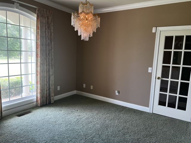 379 Bell Dr, W, Winchester, TN 37398