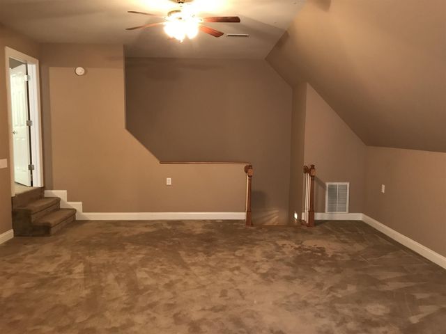 379 Bell Dr, W, Winchester, TN 37398