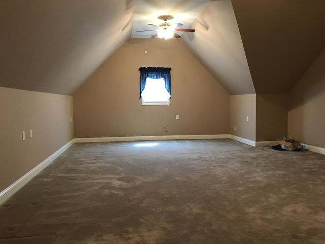 379 Bell Dr, W, Winchester, TN 37398