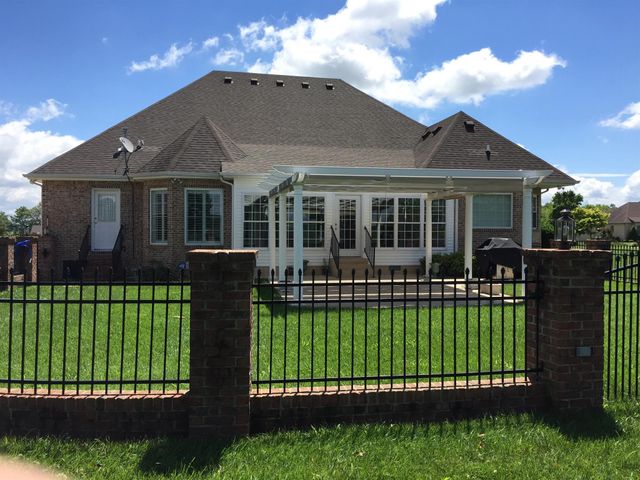 379 Bell Dr, W, Winchester, TN 37398