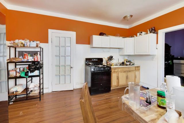 1645 N Central Park Avenue, Chicago, IL 60647