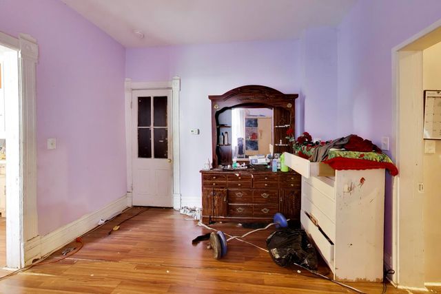 1645 N Central Park Avenue, Chicago, IL 60647