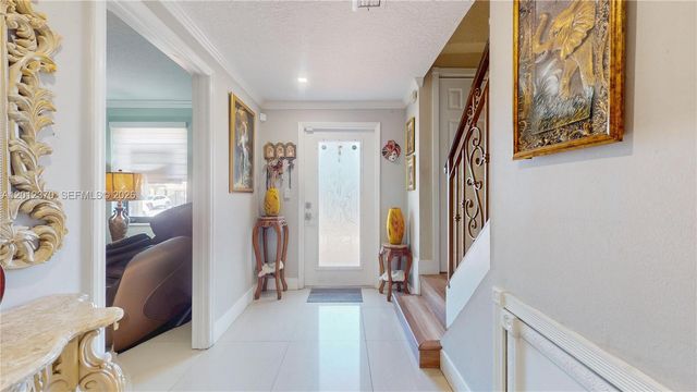 3859 SW 99th Ave 8, Miami, FL 33165