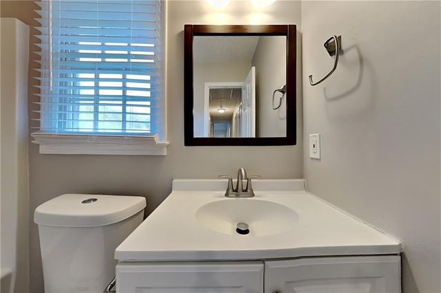 2290 Huntington Drive, Loganville, GA 30052