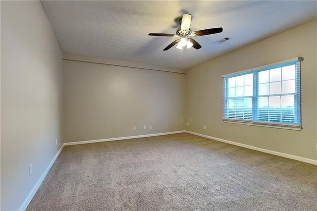 2290 Huntington Drive, Loganville, GA 30052