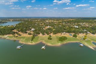 25201 & 25203 Lakeview DR, Spicewood, TX 78669