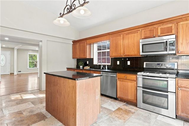 6776 Tilton Lane, Atlanta, GA 30360