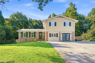 6776 Tilton Lane, Atlanta, GA 30360