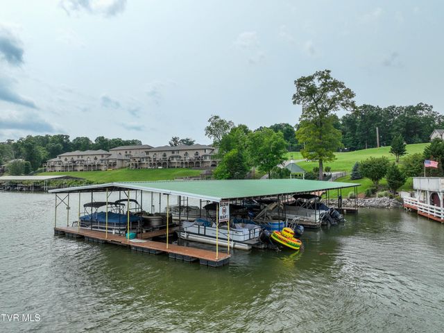 614 Harbor Point Drive, Johnson City, TN 37615