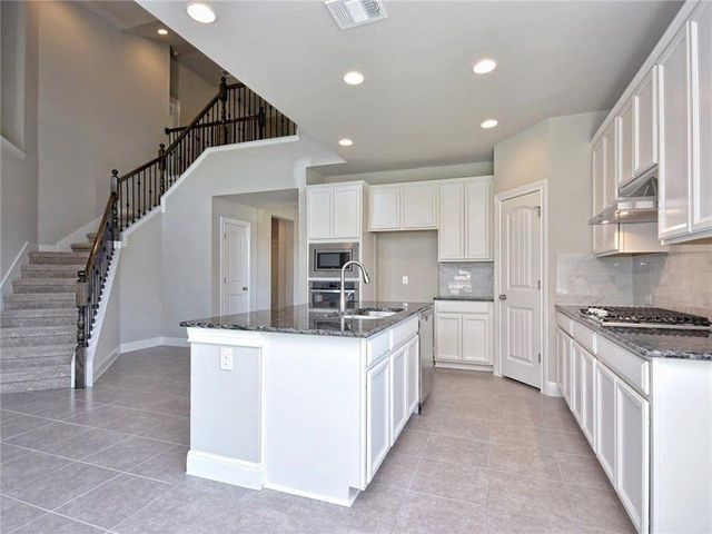 858 Kenney Fort XING, Round Rock, TX 78665