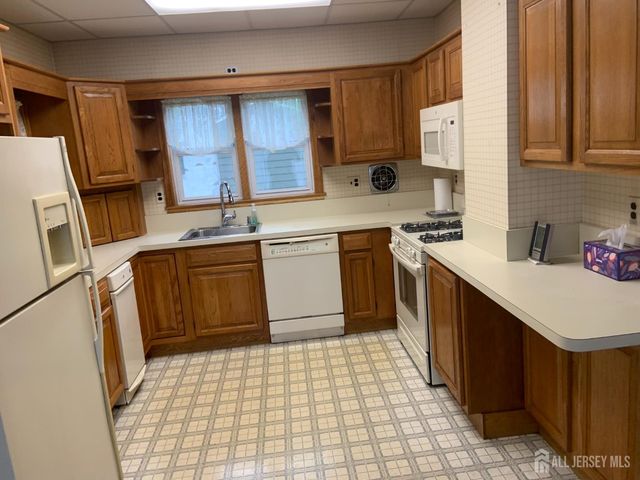 169 Misty Lane, Middlesex, NJ 08846