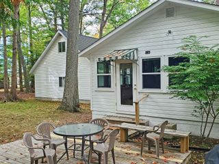 108 Warren Avenue, East Tawas, MI 48730