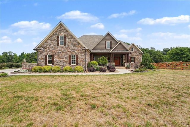 4754 Endwell Road, Gibsonville, NC 27249