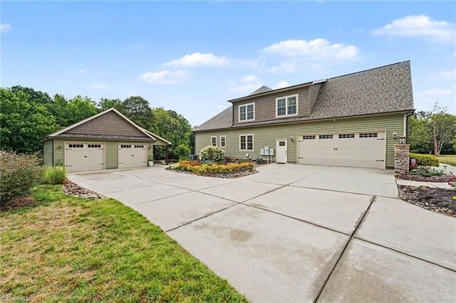 4754 Endwell Road, Gibsonville, NC 27249