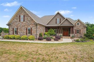 4754 Endwell Road, Gibsonville, NC 27249