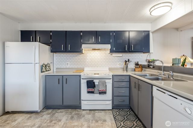 17169 Road B NW, Ephrata, WA 98823