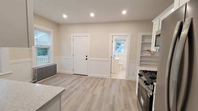 64 Edinboro St 1, Marlborough, MA 01752