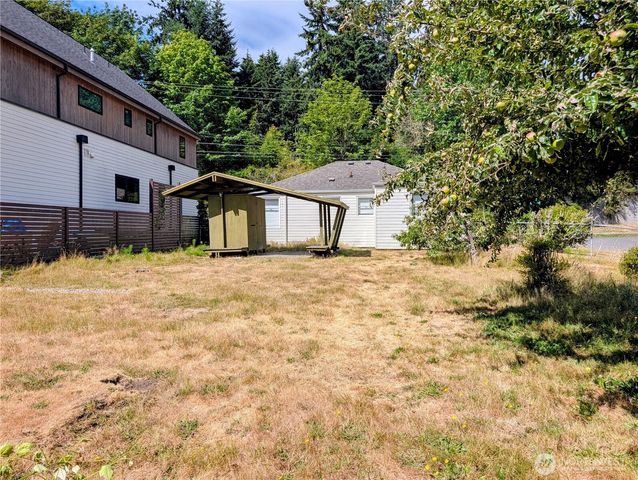 3854 36th Avenue W, Seattle, WA 98199