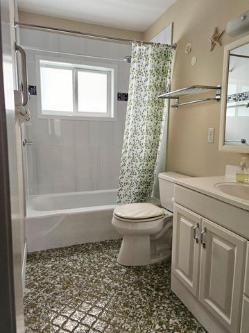 2520 Dudley Drive E J, West Palm Beach, FL 33415