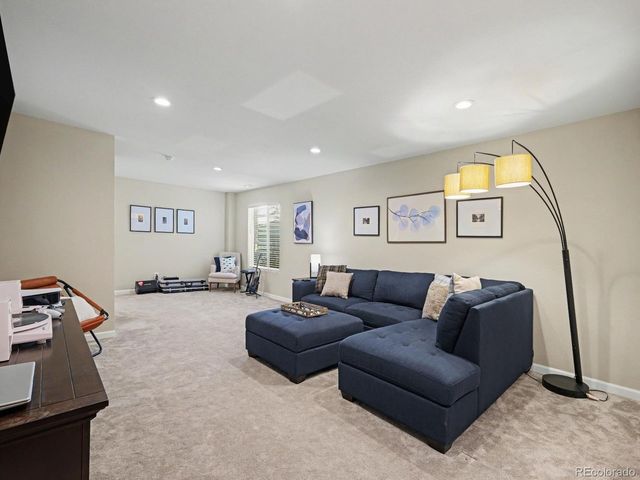 1752 Hogan Ct, Castle Rock, CO 80109