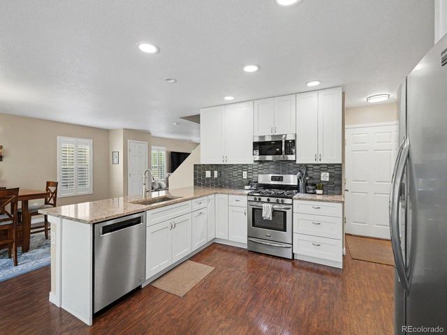 1752 Hogan Ct, Castle Rock, CO 80109